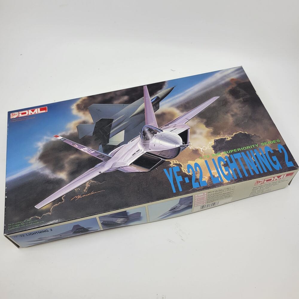 Vintage Dragon DML 1/72 YF-22 Lightning 2 Model Kit #2508 New